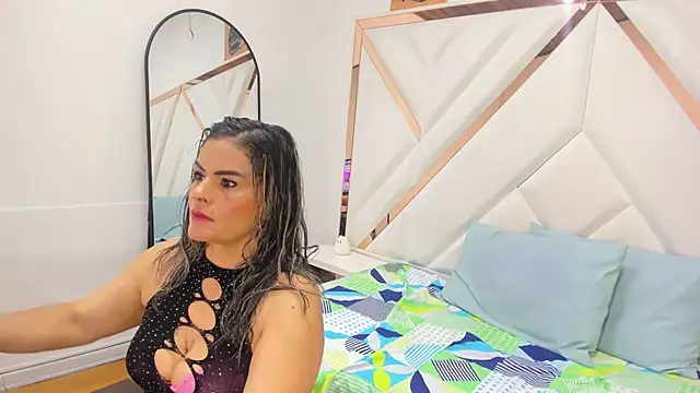 แชท XXX สดของ HarleyHot_