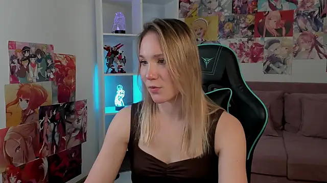 Živý XXX chat ElaraVoltage