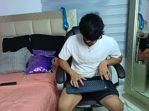 Вебкам-шоу mathias_oberlin