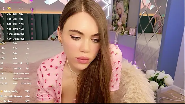 แชท XXX สดของ MimiForce