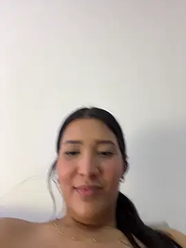 IsabellaJoness_'s Live XXX Chat