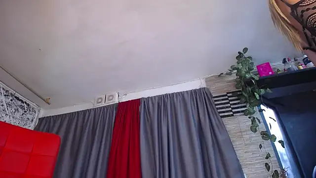 hornytsblonde Webcam-Show