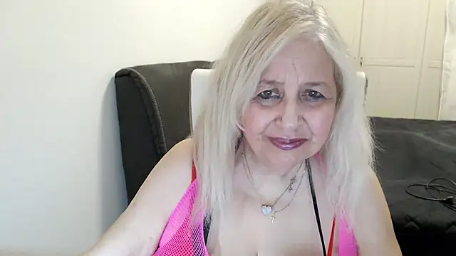 Chat +18 de SusiLifeXXX ao vivo