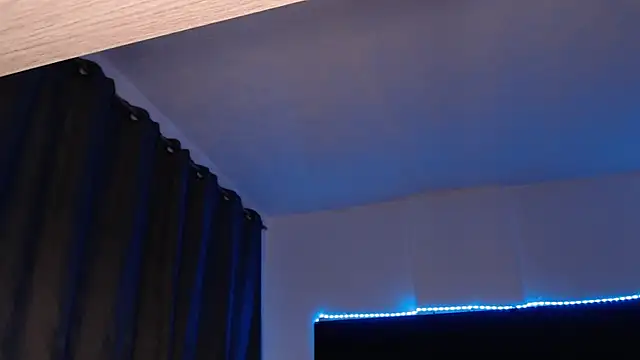 andrewmhilton_ Pertunjukan Webcam