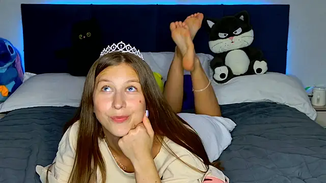 MissEmilyMillern Live XXX chat