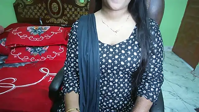 BengaliQueenStar's Live XXX Chat