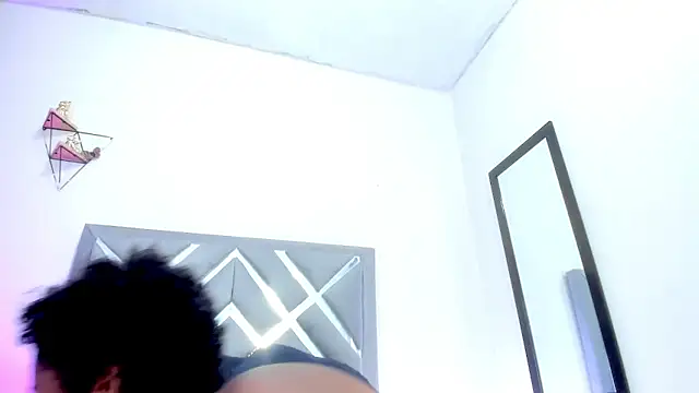 Chat +18 de Emmaa_sweeet_ ao vivo