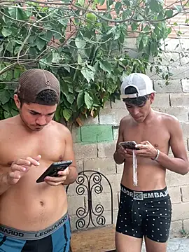 hotboys1924 Live XXX-chat