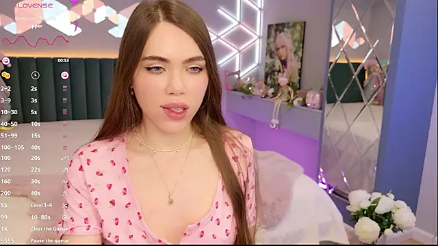 MimiForce élő XXX-chatje