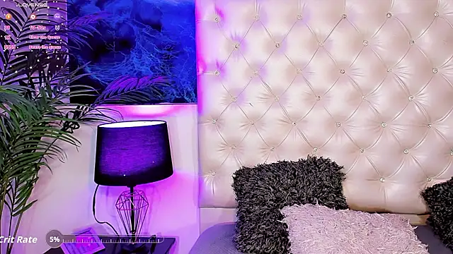 Chat XXX en directo de Keira_Fox31