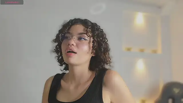 chloe_cortez 现场XXX聊天