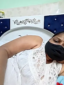 Joyti_07 即時 XXX 聊天