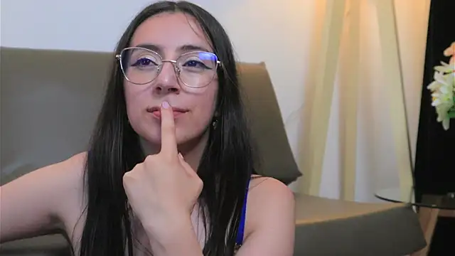 Sweet_Sammy_'s Live XXX Chat