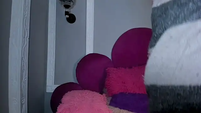 Bonniie_22's Live XXX Chat