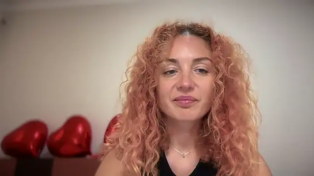 Reddgiirl: онлайн-секс-чат