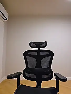 MiaRides19's Live XXX Chat