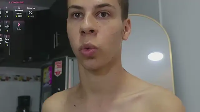 grey___27 élő XXX-chatje