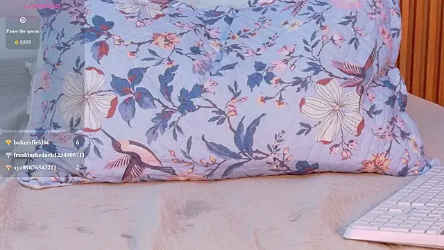 Czat XXX na żywo – EbonyCoWorker