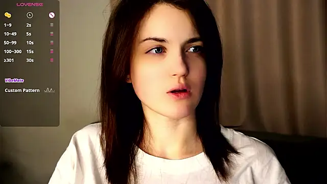 EffieHenri's Live XXX Chat