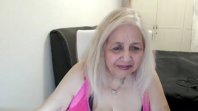 SusiLifeXXX live XXX chat