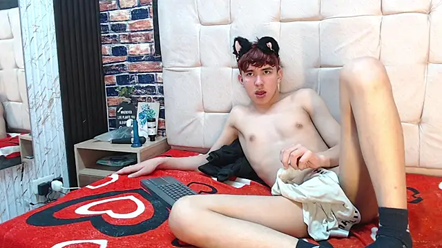 Show de massimoferrera303av na webcam