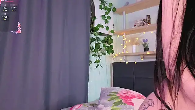 TristaRoht Adlı Modelin Canlı XXX Sohbeti