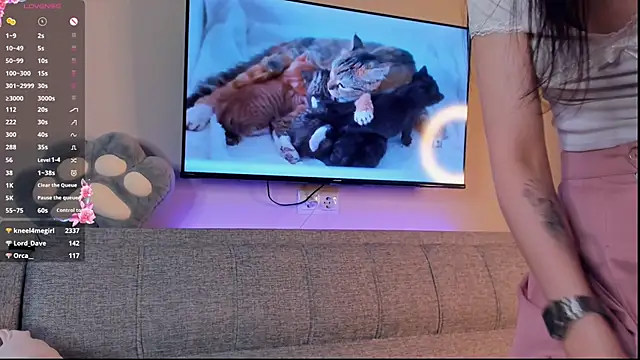 MirnaTellado: онлайн-секс-чат