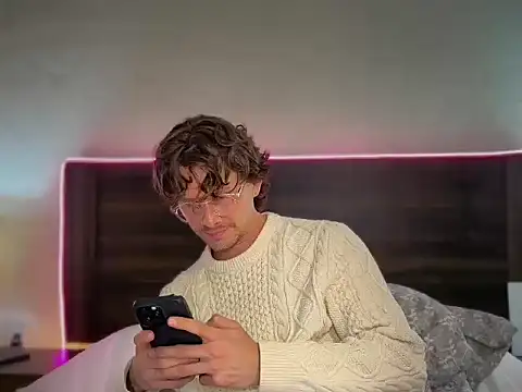 Show de mcklister_kinky_feets na webcam