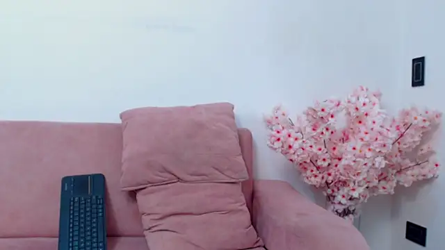 pinky_f00x – Live XXX-chat