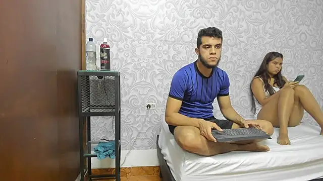 HarperAndMason: διαδικτυακό σόου στην κάμερα