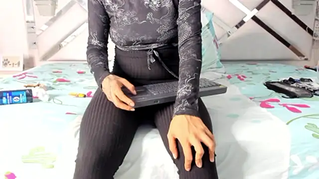 Chat XXX en directo de maybelline69