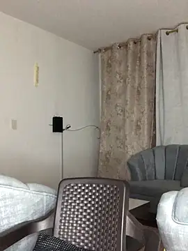 EmmaRossem's Live XXX Chat