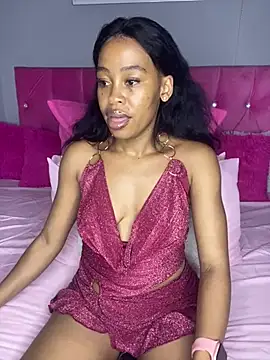 naughtiest_baddy Adlı Modelin Canlı XXX Sohbeti