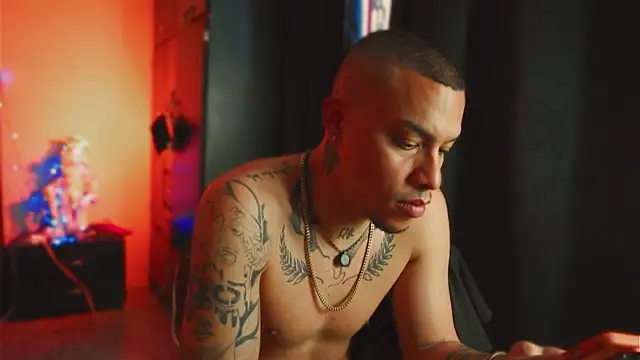 Show de AlphaMasterXxx na webcam