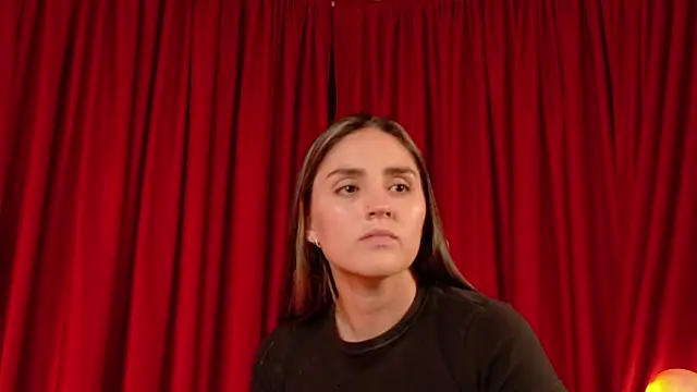 VictoriaNova_: απευθείας συνομιλία ΧΧΧ