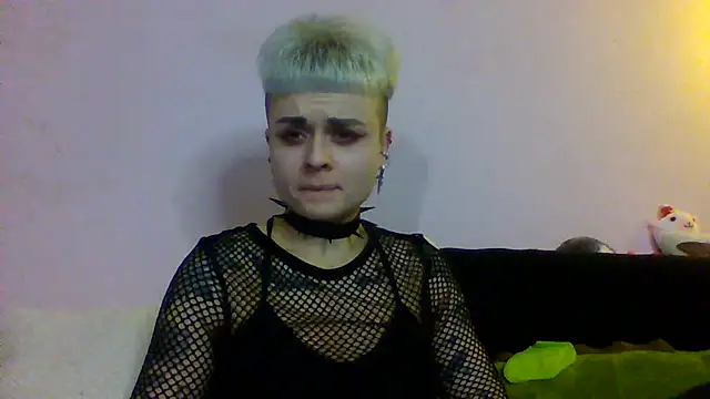 AlisaDear257: απευθείας συνομιλία ΧΧΧ