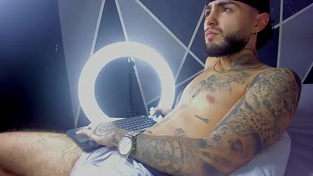 Вебкам-шоу RyanJaramillo