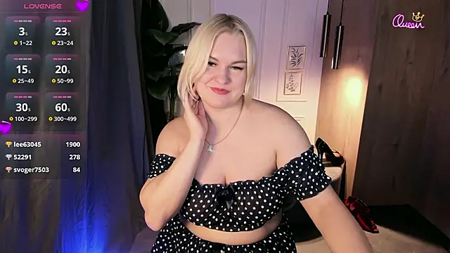 دردشة YolandaKiss الجنسية المباشرة