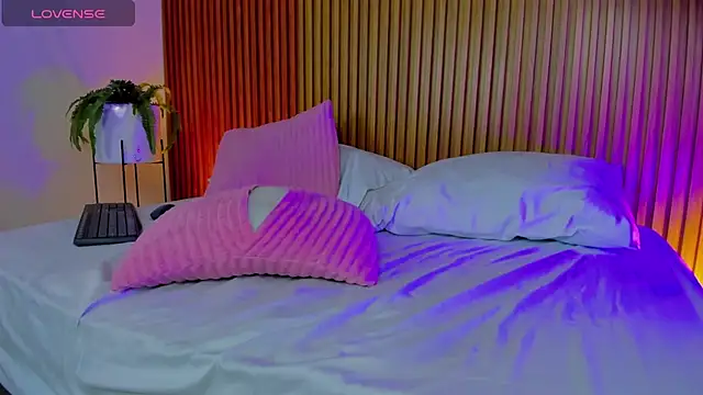 scarlett_rosse_x's Live XXX Chat