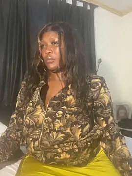 Chat +18 de Cardiebae89 ao vivo