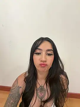 Chatroom XXX en direct de EmmyEvans1