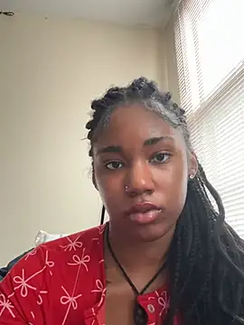 Ebonythroat777: διαδικτυακό σόου στην κάμερα