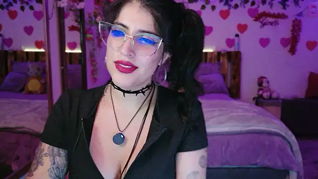 AzaharJaan Adlı Modelin Canlı XXX Sohbeti