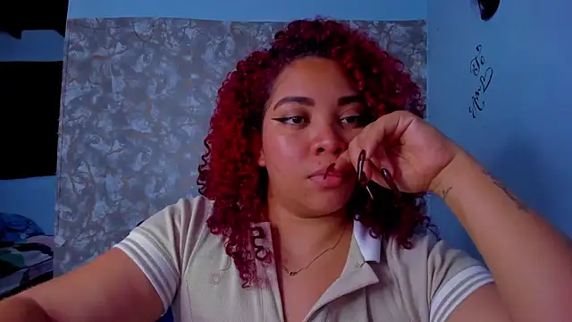 دردشة AngelaCoffee الجنسية المباشرة