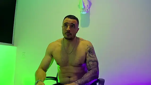 Онлайн чат XXX Dagoti