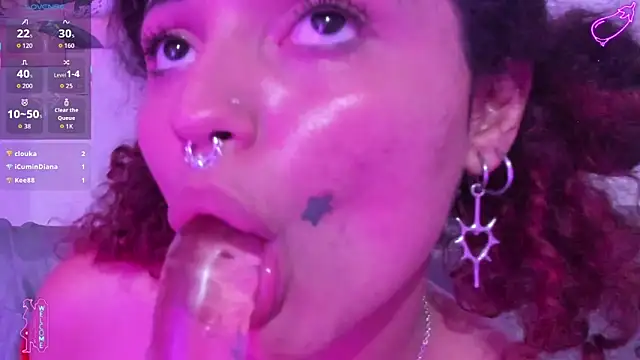 Živý XXX chat Nikki__uwu