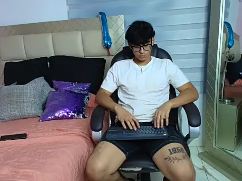 mathias_oberlin Webcam show