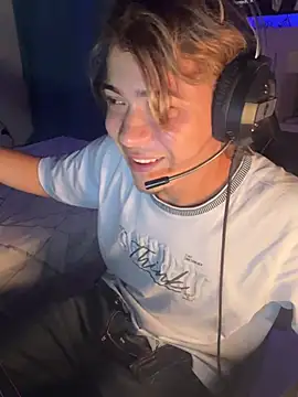 AngelLatinBoy Live XXX Chat