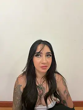 Živý XXX chat EmmyEvans1