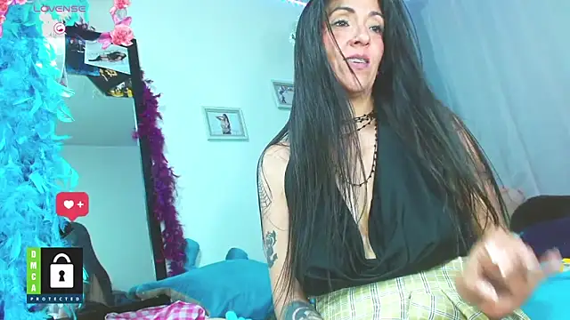 Abri_369 Chat XXX in diretta